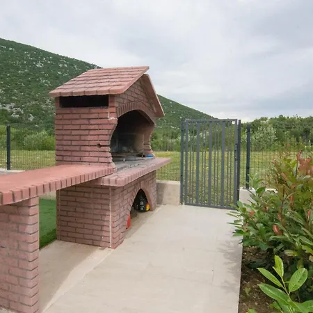 Sky D 9&1 With Tennis Court And Heated Pool *