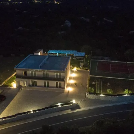 Sky D 9&1 With Tennis Court And Heated Pool * Omis