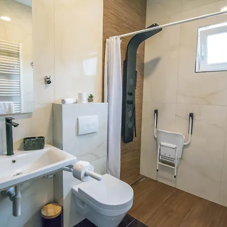 Villa Sky D 9&1 With Tennis Court And Heated Pool